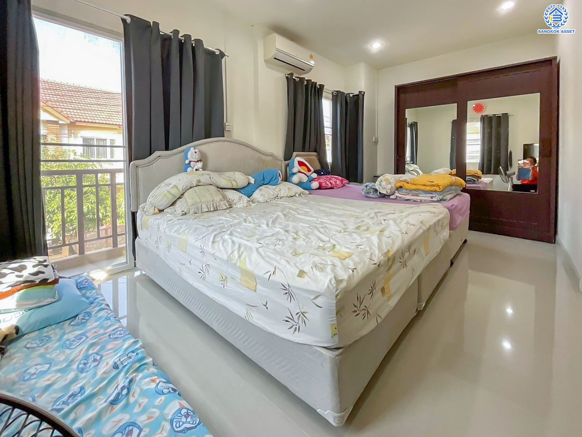 *****ทาวน์เฮ้าส์มือสองกรุงเทพมหานคร โครงการ บ้านพิศาล บางขุนเทียน หลังมุม เนื้อที่ 19.3 ตร.ว. ฟังก์ชัน 3 ห้องนอน 2 ห้องน้ำ บ้านสวย น่าอยู่ สภาพแวดล้อมดี แถมฟรี! 2 เครื่องปรับอากาศ บนทำเลเชื่อมต่อ ถนนพระราม2, ถนนบางขุนเทียน ใกล้รถไฟฟ้าสายสีแดง "สถานีบางบอน"