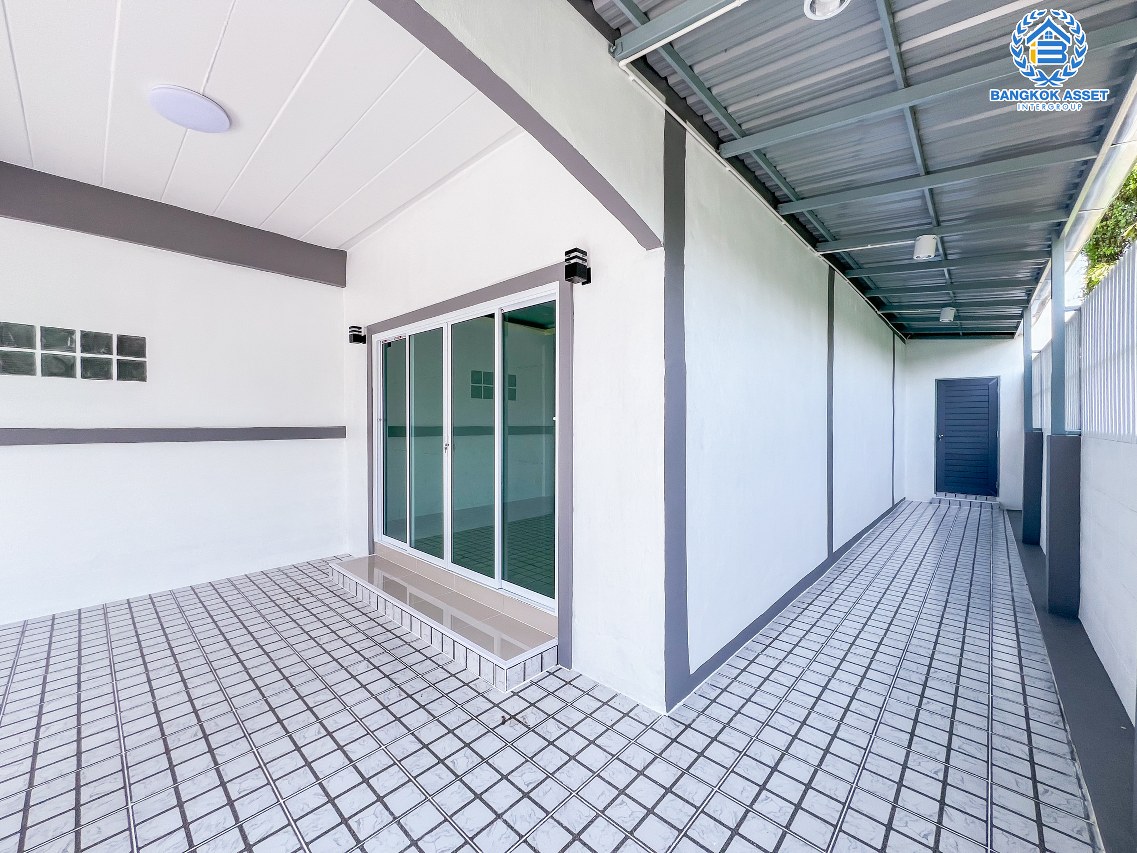 *****ทาวน์เฮ้าส์มือสองนนทบุรี โครงการ ปิยะวรารมย์ บ้านกล้วย-ไทรน้อย เฟส2 บ้านหลังมุม เนื้อที่กว้างมากถึง 23 ตร.ว. ฟังก์ชัน 3 ห้องนอน 2 ห้องน้ำ รีโนเวทใหม่ พร้อมเข้าอยู่ บนทำเลแห่งการเดินทาง เชื่อมต่อ ถนนบ้านกล้วย-ไทรน้อย, ถนนกาญจนาภิเษก, ถนนชัยพฤกษ์ ในราคาสุดคุ้ม!