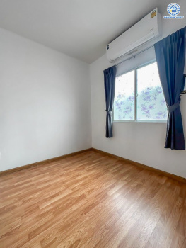 *****ทาวน์เฮ้าส์มือสองปทุมธานี โครงการ เจทาวน์ รังสิต-คลอง1 เนื้อที่ 17.8 ตร.ว. ฟังก์ชัน 4 ห้องนอน 2 ห้องน้ำ แถมฟรี! 4 เครื่องปรับอากาศ บนทำเลเข้า-ออกเมืองสะดวก เชื่อมต่อ ถนนพหลโยธิน, ถนนวิภาวดีรังสิต ใกล้รถไฟฟ้าสายสีเขียว "สถานีแยก คปอ." และทางด่วน "อุตราภิมุข"