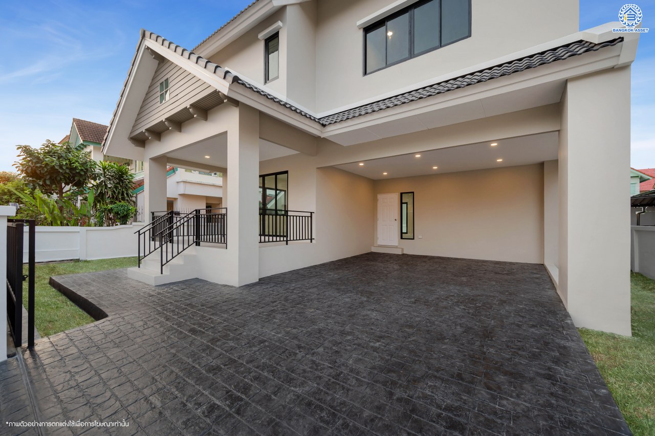 บ้านมือสองตกแต่งใหม่ โครงการ วรารมย์ เพชรเกษม69 แบรนด์ Q.House รองรับทุกความสุขของทุกคนในครอบครัว เนื้อที่ 80.8 ตร.ว. พื้นที่ใช้สอย 280.92 ตร.ม. ฟังก์ชัน 4 ห้องนอน 3 ห้องน้ำ จอดรถได้ 2 คัน บนทำเลใกล้ The Mall บางแค และเชื่อมต่อ ถนนกาญจนาฯ ถนนบางบอน และถนนพุทธมณฑลสาย4