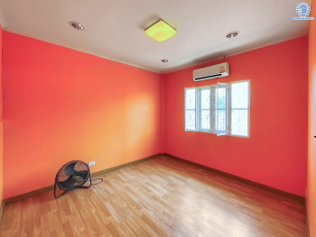 *****ทาวน์เฮ้าส์มือสองปทุมธานี โครงการ ภัทรินทร์ คูบางหลวง-ปทุมธานี เนื้อที่เกือบ 19 ตร.ว. ฟังก์ชัน 2 ห้องนอน 2 ห้องน้ำ 2 ที่จอดรถ แถมฟรี! 2 เครื่องปรับอากาศ บ้านสวย สิ่งแวดล้อมดี น่าอยู่ บนทำเลใกล้ม.ธรรมศาสตร์ เชื่อมต่อ ถนนราชพฤกษ์, ถนนปทุมธานี-บางเลน จองเลย!