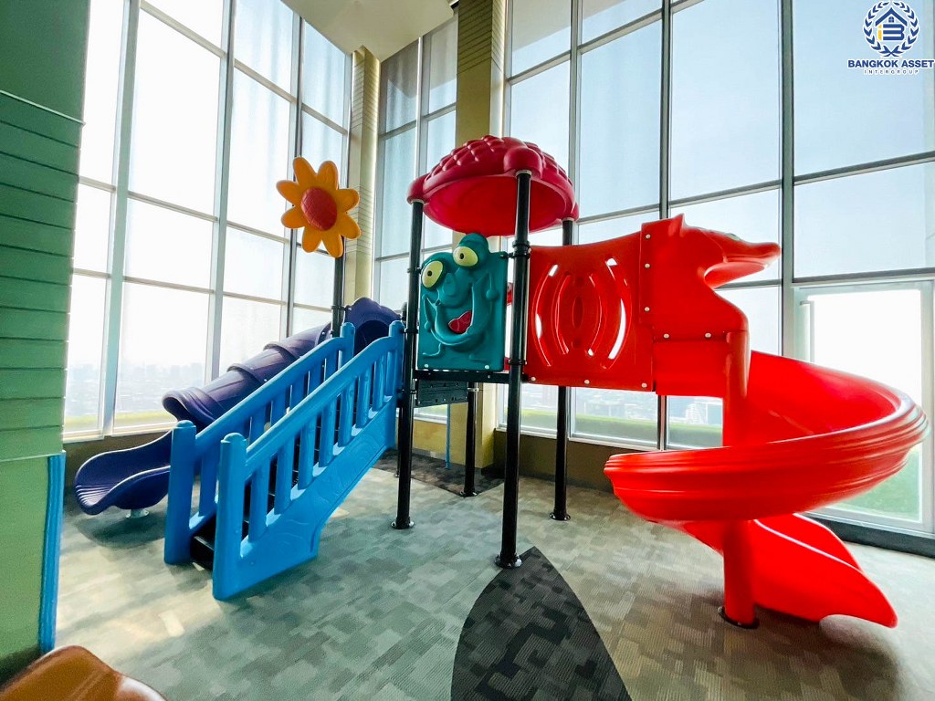 *****คอนโดมิเนียมมือสอง โครงการ Rhythm พหล-อารีย์ หลังมุม พื้นที่ใช้สอย 65.21 ตร.ม. ฟังก์ชัน 2 ห้องนอน 2 ห้องน้ำ โครงการหรู บิ้วอินใหม่ ตั้งบนทำเลเดินทางสะดวก เชื่อมต่อถนนพหลโยธิน ถนนประดิพัทธ์ ถนนสุทธิสาร ใกล้รถไฟฟ้าสายสีเขียว "สถานีสะพานควาย"