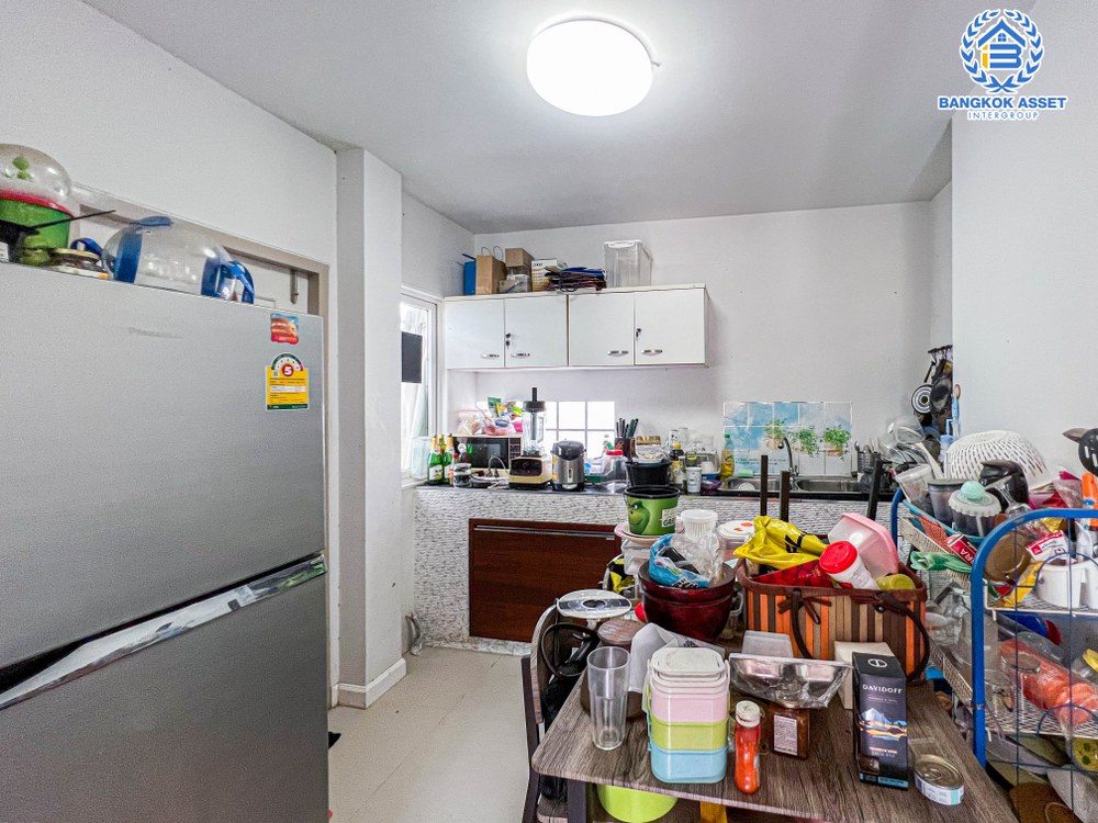 *****บ้านแฝดมือสองนนทบุรี โครงการ ศุภาลัยวิลล์ วงแหวน-บางใหญ่ หลังมุม เนื้อที่ 40.4 ตร.ว. ฟังก์ชัน 3 ห้องนอน 2 ห้องน้ำ 2 ที่จอดรถ บ้านสวย พร้อมเข้าอยู่ ข้างบ้านไม่ติดใครเป็นส่วนตัวมาก บนทำเลเดินทางสะดวก เชื่อมต่อถนนราชพฤกษ์ ถนนกาญจนาภิเษก ถนน 345 จองเลย!