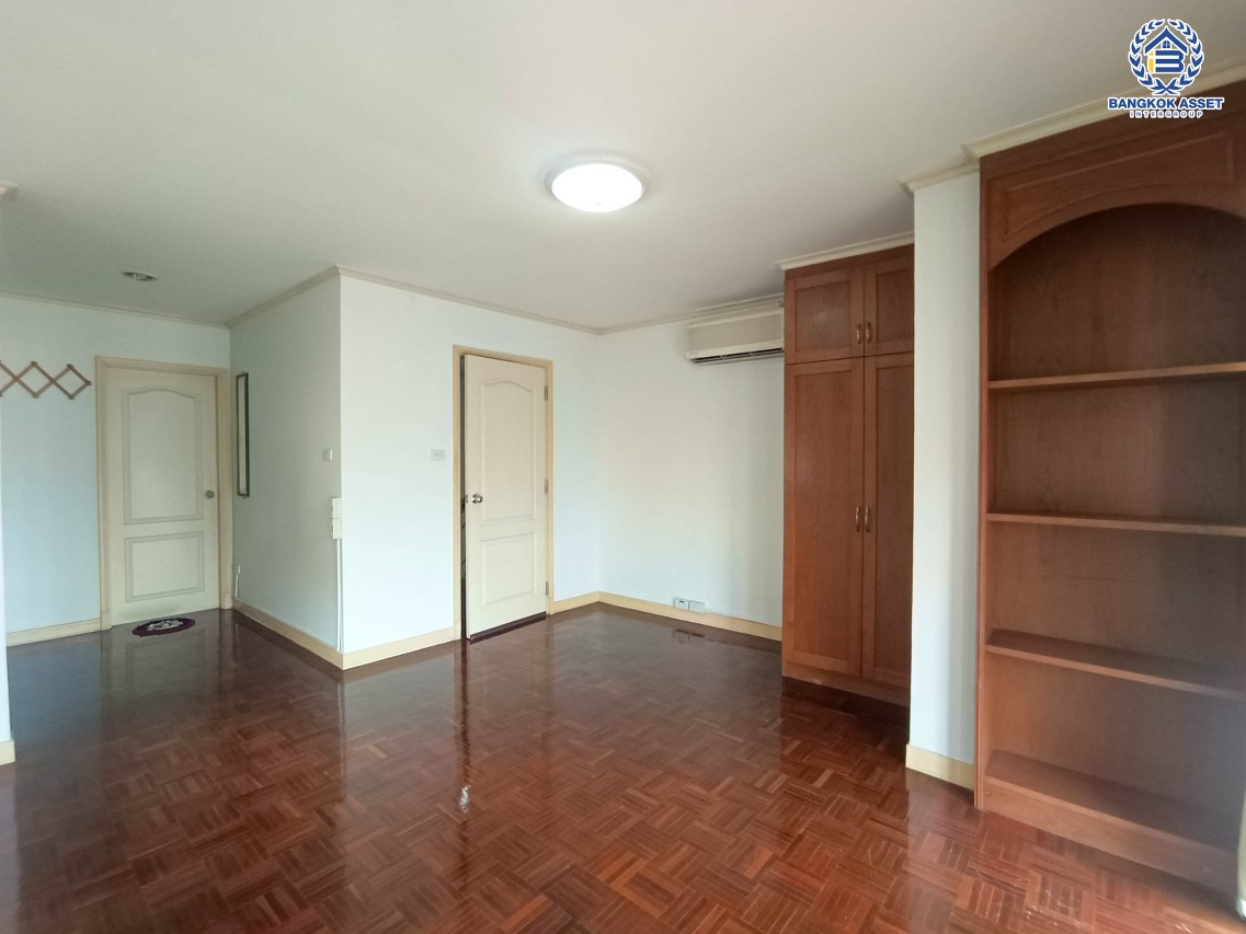 *****บ้านเดี่ยวมือสองกรุงเทพฯ โครงการ เนเบอร์โฮม วัชรพล เนื้อที่ 51 ตร.ว. ฟังก์ชัน 3 ห้องนอน 3 ห้องน้ำ 2 ที่จอดรถ แถมฟรี! 2 เครื่องปรับอากาศ,  2 เครื่องทำน้ำอุ่น, 1 เครื่องดูดควัน บนทำเลเชื่อมต่อ ถนนสายไหม, ถนนลำลูกกา ใกล้รถไฟฟ้าสายสีเขียว "สถานีคูคต" และทางด่วน "ศรีรัช"...