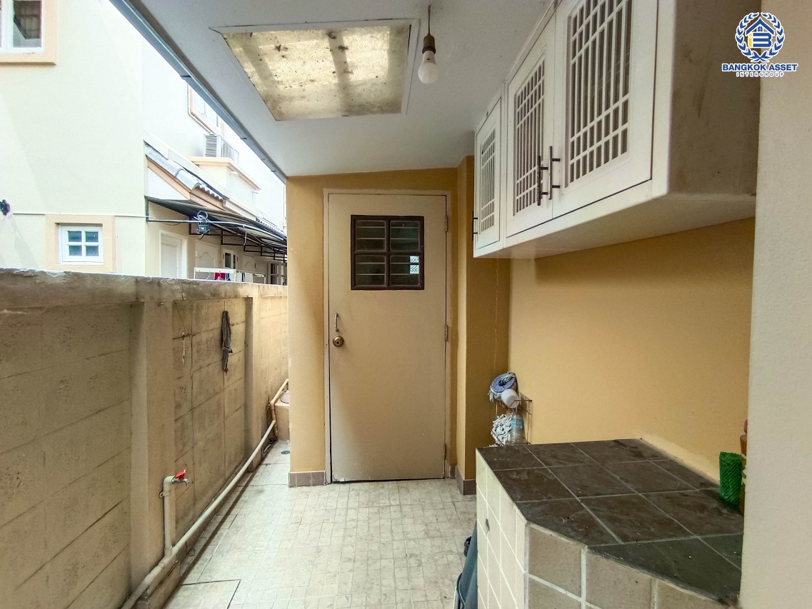 *****บ้านเดี่ยวมือสองกรุงเทพฯ โครงการ เนเบอร์โฮม วัชรพล เนื้อที่ 51 ตร.ว. ฟังก์ชัน 3 ห้องนอน 3 ห้องน้ำ 2 ที่จอดรถ แถมฟรี! 2 เครื่องปรับอากาศ,  2 เครื่องทำน้ำอุ่น, 1 เครื่องดูดควัน บนทำเลเชื่อมต่อ ถนนสายไหม, ถนนลำลูกกา ใกล้รถไฟฟ้าสายสีเขียว "สถานีคูคต" และทางด่วน "ศรีรัช"...