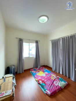 *****บ้านเดี่ยวมือสอง โครงการ แลนซีโอ เพชรเกษม77 หลังมุม เนื้อที่ 53 ตร.ว. ฟังก์ชัน 3 ห้องนอน 2 ห้องน้ำ 1 ที่จอดรถ บ้านพร้อมอยู่ ภายในสวย โครงการบนทำเลเดินทางสะดวก เชื่อมต่อถนนเพชรเกษม ถนนพุทธมณฑลสาย4 ถนนเอกชัย ใกล้รถไฟฟ้าสายสีน้ำเงิน "สถานีสถานีบางแค" และจุดขึ้นทางด่วน "ศรีรัช"