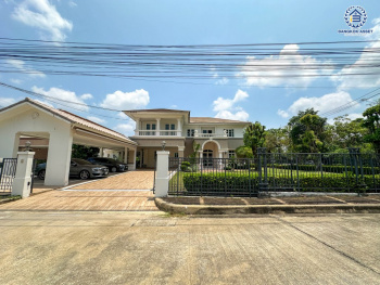 *****บ้านเดี่ยวมือสอง โครงการ มัณฑนา วงแหวน-ปิ่นเกล้า หลังมุม เนื้อที่ 223.80 ตร.ว. ฟังก์ชัน 4 ห้องนอน 4 ห้องน้ำ 6 ที่จอดรถ บ้านพร้อมอยู่ โครงการบนทำเลเดินทางสะดวก เชื่อมต่อถนนกาญจนาภิเษก ถนนบางม่วง-บางคูลัด ใกล้รถไฟฟ้าสายสีม่วง "สถานีสามแยกบางใหญ่"  และจุดขึ้นทางด่วน "ศรีรัช"