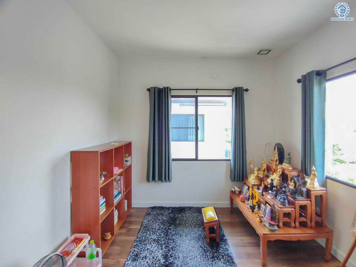 *****บ้านเดี่ยวมือสองนนทบุรี โครงการ มัณฑนา แจ้งวัฒนะ-ราชพฤกษ์ หลังมุม เนื้อที่กว้างขวางถึง 64.6 ตร.ว. ฟังก์ชัน 3 ห้องนอน 3 ห้องน้ำ 2 ที่จอดรถ บ้านสวยพร้อมอยู่ มีความเป็นส่วนตัว หลังบ้านไม่ชนใคร บนทำเลแห่งการเดินทาง ติด ถนนชัยพฤกษ์ เชื่อมต่อ ถนนราชพฤกษ์ ใกล้ทางด่วน "ศรีรัช" จองเลย!