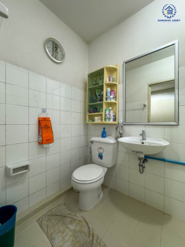 *****ทาวน์เฮ้าส์มือสอง โครงการ เฟิสท์โฮม วัชรพล เนื้อที่ 18 ตร.ว. ฟังก์ชัน 2 ห้องนอน 2 ห้องน้ำ 1 ที่จอดรถ ภายในบ้านสภาพสวยพร้อมอยู่ ขายในราคาสุดคุ้มค่า บนทำเลเดินทางสะดวก เชื่อมต่อถนนวัชรพล ถนนสุขภิบาล5 ถนนเพิ่มสิน ใกล้จุดขึ้นทางด่วน "รามอินทรา"