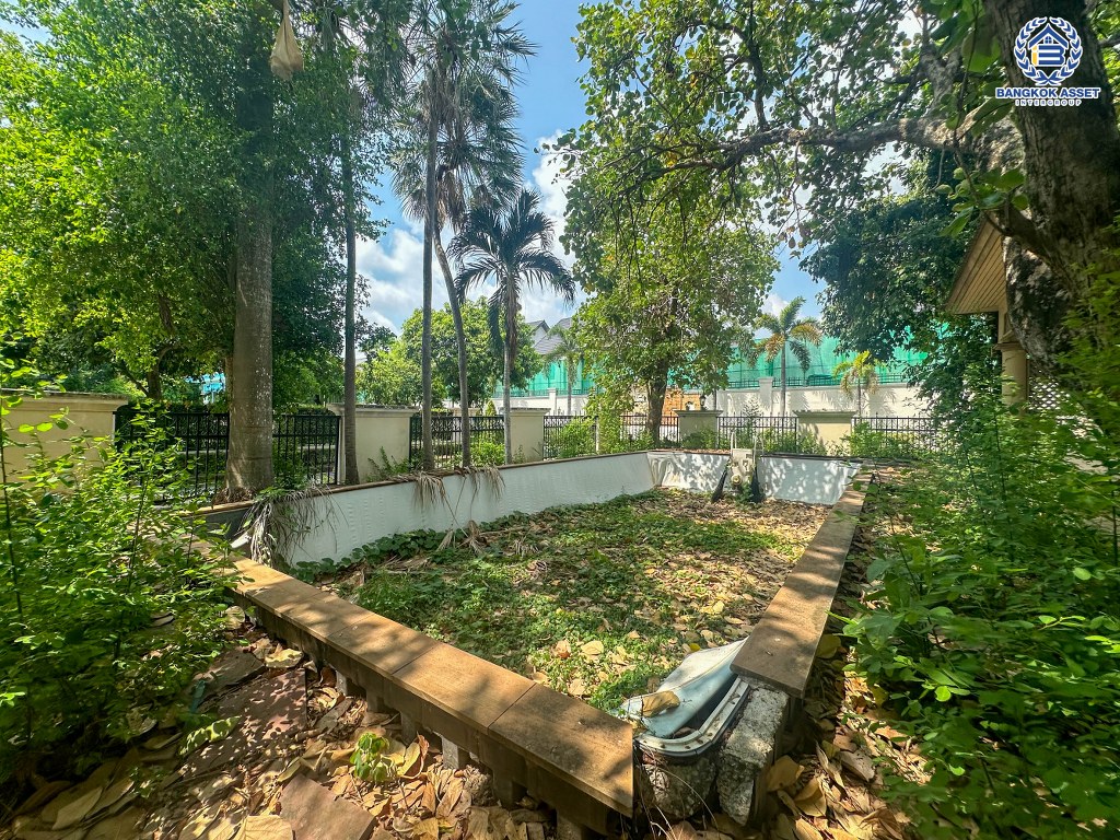 *****บ้านเดี่ยวมือสองนนทบุรี โครงการ พฤกษ์ภิรมย์ รีเจนท์ ปิ่นเกล้า หลังมุม เนื้อที่กว้างขวางถึง 406.8 ตร.ว. ฟังก์ชัน 5 ห้องนอน 6 ห้องน้ำ 10 ที่จอดรถ บ้านหลังใหญ่ บนทำเลเดินทางสะดวก เชื่อมต่อ ถนนกาญจนาภิเษก ใกล้รถไฟฟ้าสายสีม่วง "สถานีตลาดบางใหญ่" และทางด่วน "ศรีรัช" ขายราคาถูกสุดในโครงการ!