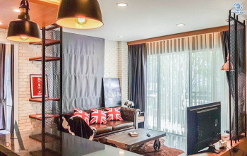 *****บ้านแฝดมือสองกรุงเทพฯ โครงการ ไลฟ์บางกอก บูเลอวาร์ด รามอินทรา เนื้อที่กว้างมากถึง 71.2 ตร.ว. ฟังก์ชันจัดเต็ม 6 ห้องนอน 6 ห้องน้ำ 5 ที่จอดรถ บ้านสวย อยู่แล้วมงคล บนทำเลเดินทางสะดวก ใกล้รถไฟฟ้าสายสีชมพู "สถานีนพรัตนราชธานี" และทางด่วน "ฉลองรัช" และ "วงแหวนรอบนอก(กาญจนาภิเษก)"