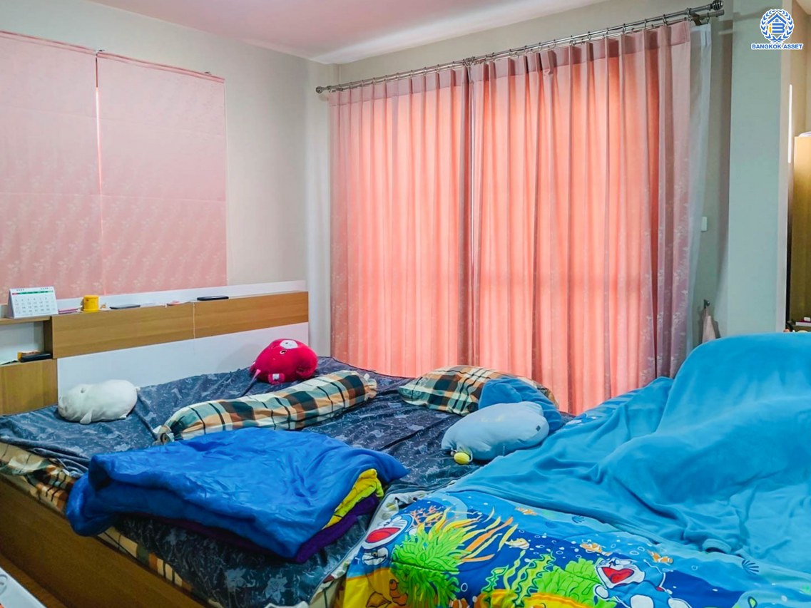 *****บ้านแฝดมือสอง โครงการ ชวนชื่น เพชรเกษม81 หลังมุม เนื้อที่ 48.40 ตร.ว. ฟังก์ชัน 3 ห้องนอน 2 ห้องน้ำ 1 ที่จอดรถ บ้านสวย หลังมุมเป็นส่วนตัว พร้อมเข้าอยู่ บนทำเลเดินทางสะดวก เชื่อมต่อถนนเพชรเกษม ถนนพุทธมลฑลสาย4 ถนนบางบอน ใกล้จุดขึ้นทางด่วน "เพชรเกษม"