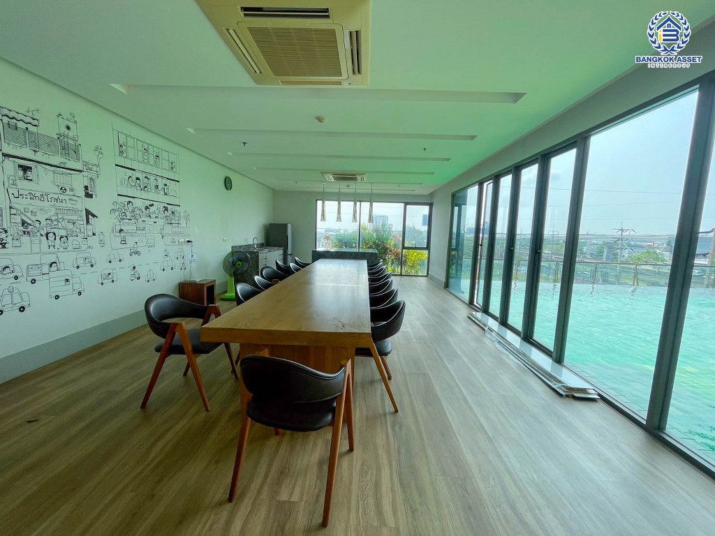 *****คอนโดมิเนียมมือสอง โครงการ กรีเน่ แจ้งวัฒนะ พื้นที่ใช้สอย 32.07 ตร.ม. ฟังก์ชัน 1 ห้องนอน 1 ห้องน้ำ สไตล์ชีวิตที่ลงตัวกับความสะดวกสบายสุดครบครัน บนทำเลเดินทางสะดวก เชื่อมต่อถนนแจ้งวัฒนะ ถนนประชาชื่น ถนนวิภาวดี ใกล้รถไฟฟ้าสายสีชมพู "สถานีแคราย-สุวินทวงศ์" และจุดขึ้นทางด่วน "ศรีรัช"