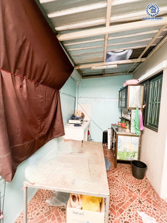 *****ทาวน์เฮ้าส์มือสอง โครงการ พฤกษา83 บรมราชชนนี เนื้อที่ 17.40 ตร.ว. ฟังก์ชัน 3 ห้องนอน 2 ห้องน้ำ 1 ที่จอดรถ ราคาดีที่สุดในบ้าน บ้านพร้อมเข้าอยู่ โครงการบนทำเลเดินทางสะดวก เชื่อมต่อถนนบรมราชชนนี ถนนศาลาธรรมสพน์ ถนนเลียบคลองพีพัฒน์ ใกล้เซ็นทรัลศาลายา