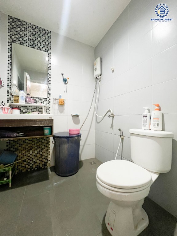 *****ทาวน์เฮ้าส์มือสอง โครงการ พฤกษา83 บรมราชชนนี เนื้อที่ 17.40 ตร.ว. ฟังก์ชัน 3 ห้องนอน 2 ห้องน้ำ 1 ที่จอดรถ ราคาดีที่สุดในบ้าน บ้านพร้อมเข้าอยู่ โครงการบนทำเลเดินทางสะดวก เชื่อมต่อถนนบรมราชชนนี ถนนศาลาธรรมสพน์ ถนนเลียบคลองพีพัฒน์ ใกล้เซ็นทรัลศาลายา