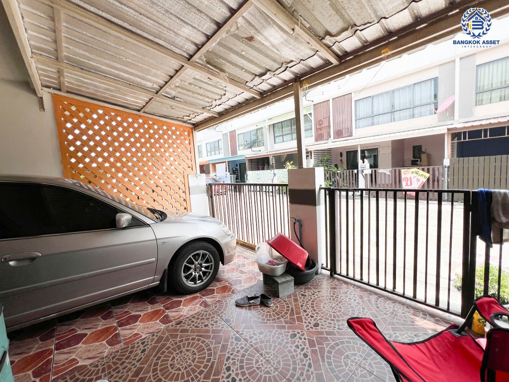 *****ทาวน์เฮ้าส์มือสอง โครงการ พฤกษา83 บรมราชชนนี เนื้อที่ 17.40 ตร.ว. ฟังก์ชัน 3 ห้องนอน 2 ห้องน้ำ 1 ที่จอดรถ ราคาดีที่สุดในบ้าน บ้านพร้อมเข้าอยู่ โครงการบนทำเลเดินทางสะดวก เชื่อมต่อถนนบรมราชชนนี ถนนศาลาธรรมสพน์ ถนนเลียบคลองพีพัฒน์ ใกล้เซ็นทรัลศาลายา