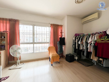 *****ทาวน์เฮ้าส์มือสอง โครงการ พฤกษา83 บรมราชชนนี เนื้อที่ 17.40 ตร.ว. ฟังก์ชัน 3 ห้องนอน 2 ห้องน้ำ 1 ที่จอดรถ ราคาดีที่สุดในบ้าน บ้านพร้อมเข้าอยู่ โครงการบนทำเลเดินทางสะดวก เชื่อมต่อถนนบรมราชชนนี ถนนศาลาธรรมสพน์ ถนนเลียบคลองพีพัฒน์ ใกล้เซ็นทรัลศาลายา