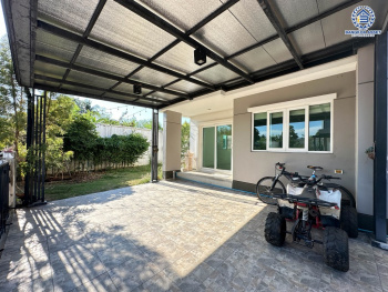 *****บ้านแฝดมือสอง โครงการ ชวนชื่น พาร์ค กาญจนา-บางใหญ่ หลังมุม เนื้อที่ 57.50 ตร.ว. ฟังก์ชัน 4 ห้องนอน 3 ห้องน้ำ 2 ที่จอดรถ มีความเป็นส่วนตัว บริเวณรอบตัวบ้านกว้างขวาง โครงการบนทำเลเดินทางสะดวก เชื่อมต่อถนนกาญจนาภิเษก ถนนนครอินทร์ ถนนรัตนาธิเบศร์ ใกล้เซ็นทรัลเวสต์เกต