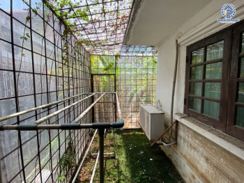 *****บ้านเดี่ยวมือสอง โครงการ มณียา รัตนาธิเบศร์ เนื้อที่ 54 ตร.ว. ฟังก์ชัน 3 ห้องนอน 2 ห้องน้ำ 1 ที่จอดรถ มีพื้นที่หน้าบ้าน ทำเลใกล้เมือง การเดินทางสะดวก เชื่อมต่อถนนรัตนาธิเบศร์ ถนนราชพฤกษ์ ใกล้เซ็นทรัลเวสต์เกต รถไฟฟ้าสายสีม่วง "สถานีบางรักน้อยท่าอิฐ" และจุดขึ้นทางด่วน "งามวงศ์วาน"