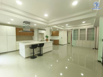 *****บ้านเดี่ยวมือสองกรุงเทพมหานคร โครงการ โนเบิลจีโอ วัชรพล เนื้อที่กว้าง 52.5 ตร.ว. ฟังก์ชัน 4 ห้องนอน 3 ห้องน้ำ 2 ที่จอดรถ แถมฟรี! 6 เครื่องปรับอากาศ บนทำเลเดินทางสะดวก เชื่อมต่อ ถนนวัชรพล, ถนนสุขาภิบาล5 ใกล้รถไฟฟ้าสายสีชมพู "สถานีวัชรพล" และทางด่วน "สุขาภิบาล5"