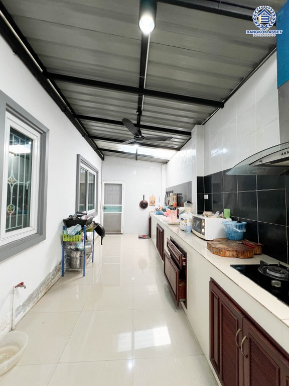 *****บ้านแฝดมือสอง โครงการ หงส์ประยูร3 บางกรวย-ไทรน้อย เนื้อที่  57.60 ตร.ว. ฟังก์ชัน 3 ห้องนอน 3 ห้องน้ำ 2 ที่จอดรถ โครงการบนทำเลเดินทางสะดวก เชื่อมต่อถนนรัตนาธิเบศร์ ถนนราชพฤกษ์ ถนนกาญจนาภิเษก ใกล้รถไฟฟ้าสายสีม่วง "สถานีบางพลู" และจุดขึ้นทางด่วน "ศรีรัช"