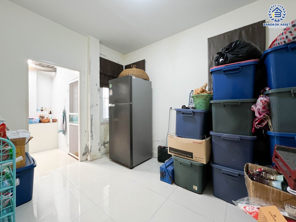 *****บ้านแฝดมือสอง โครงการ หงส์ประยูร3 บางกรวย-ไทรน้อย เนื้อที่  57.60 ตร.ว. ฟังก์ชัน 3 ห้องนอน 3 ห้องน้ำ 2 ที่จอดรถ โครงการบนทำเลเดินทางสะดวก เชื่อมต่อถนนรัตนาธิเบศร์ ถนนราชพฤกษ์ ถนนกาญจนาภิเษก ใกล้รถไฟฟ้าสายสีม่วง "สถานีบางพลู" และจุดขึ้นทางด่วน "ศรีรัช"