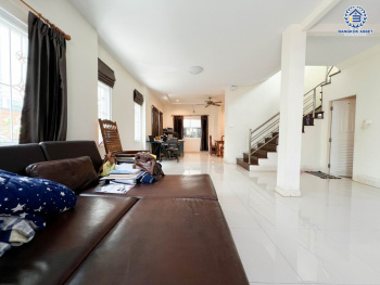 *****บ้านแฝดมือสอง โครงการ หงส์ประยูร3 บางกรวย-ไทรน้อย เนื้อที่  57.60 ตร.ว. ฟังก์ชัน 3 ห้องนอน 3 ห้องน้ำ 2 ที่จอดรถ โครงการบนทำเลเดินทางสะดวก เชื่อมต่อถนนรัตนาธิเบศร์ ถนนราชพฤกษ์ ถนนกาญจนาภิเษก ใกล้รถไฟฟ้าสายสีม่วง "สถานีบางพลู" และจุดขึ้นทางด่วน "ศรีรัช"