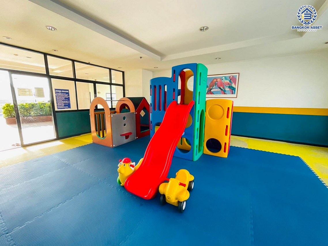 *****คอนโดมิเนียมมือสอง ห้องสวย สภาพดี โครงการ ลิเบอร์ตี้พาร์ค2 พื้นที่ใช้สอย 121.11 ตร.ม ฟังก์ชัน 2 ห้องนอน 2 ห้องน้ำ คอนโดมิเนียมใจกลางเมือง เหมาะแก่การลงทุน ตั้งบนทำเลที่ดีเชื่อมต่อ "ถนนสุขุมวิท" ใกล้รถไฟฟ้าสายสีเขียว "สถานีนานา"