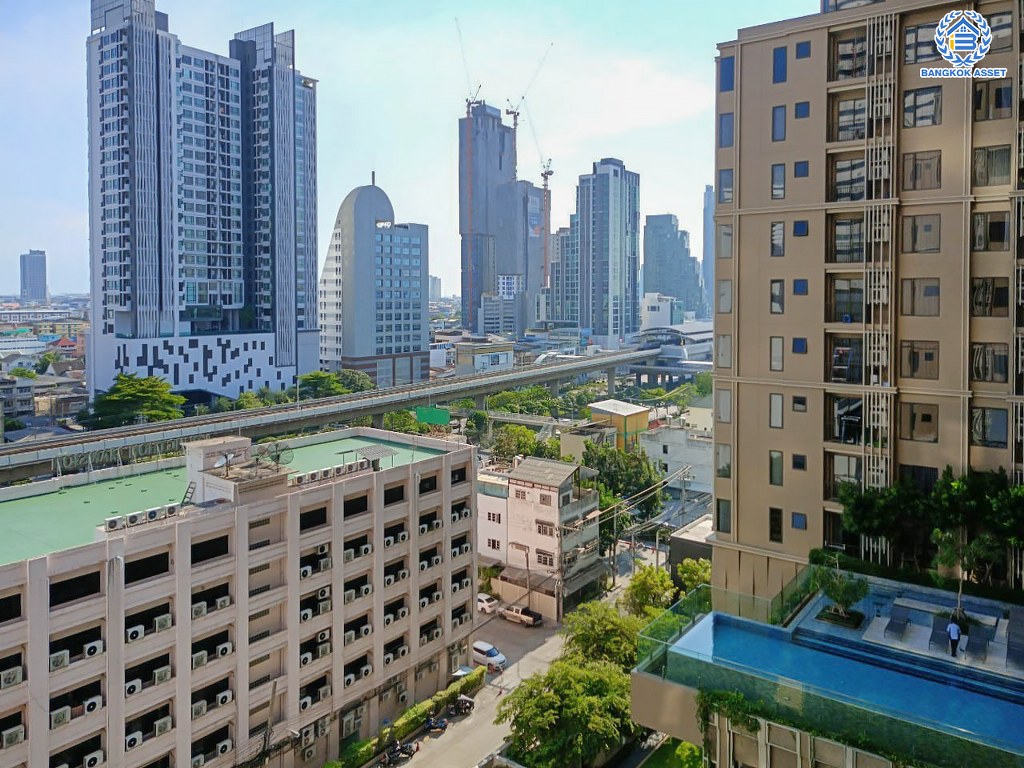 *****คอนโดมิเนียมมือสอง โครงการ นายน์ บาย แสนสิริ กรุงธนบุรี เนื้อที่ 30.68 ตร.ม. ฟังก์ชัน 1 ห้องนอน 1 ห้องน้ำ 1 ที่จอดรถ ภายในสวยพร้อมอยู่ เฟอร์นิเจอร์ครบ วิวเมืองสวยหลักล้าน โครงการบนทำเลเดินทางสะดวก เชื่อมต่อถนนกรุงธนบุรี ถนนสาทร ใกล้รถไฟฟ้าสายสีเขียว "สถานีวงเวียนใหญ่" และจุดขึ้นทางด่วน "ศรีรัช (ด่านสาทร)"