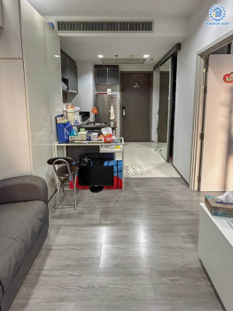 *****คอนโดมิเนียมมือสอง โครงการ นายน์ บาย แสนสิริ กรุงธนบุรี เนื้อที่ 30.68 ตร.ม. ฟังก์ชัน 1 ห้องนอน 1 ห้องน้ำ 1 ที่จอดรถ ภายในสวยพร้อมอยู่ เฟอร์นิเจอร์ครบ วิวเมืองสวยหลักล้าน โครงการบนทำเลเดินทางสะดวก เชื่อมต่อถนนกรุงธนบุรี ถนนสาทร ใกล้รถไฟฟ้าสายสีเขียว "สถานีวงเวียนใหญ่" และจุดขึ้นทางด่วน "ศรีรัช (ด่านสาทร)"