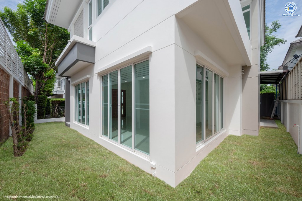 บ้านมือสองตกแต่งใหม่ ดีไซน์สุดหรู โครงการ บางกอก บูเลอวาร์ด ราชพฤกษ์-พระราม5-2 หลังมุม เนื้อที่ 56.8 ตร.ว. บนสังคมคุณภาพ SC Asset* รองรับครอบครัวใหญ่ด้วยฟังก์ชันจัดเต็ม 3 ห้องนอน 4 ห้องน้ำ (ห้องนอนชั้นบนทุกห้องมีห้องน้ำในตัว) 1 ห้องอเนกประสงค์ 2 ที่จอดรถ บนทำเลติดถนนราชพฤกษ์ ใกล้วงเวียนพระรามห้า รถไฟฟ้าสายสีม่วง "สถานีบางรักใหญ่" และ "สถานีบางพลู"