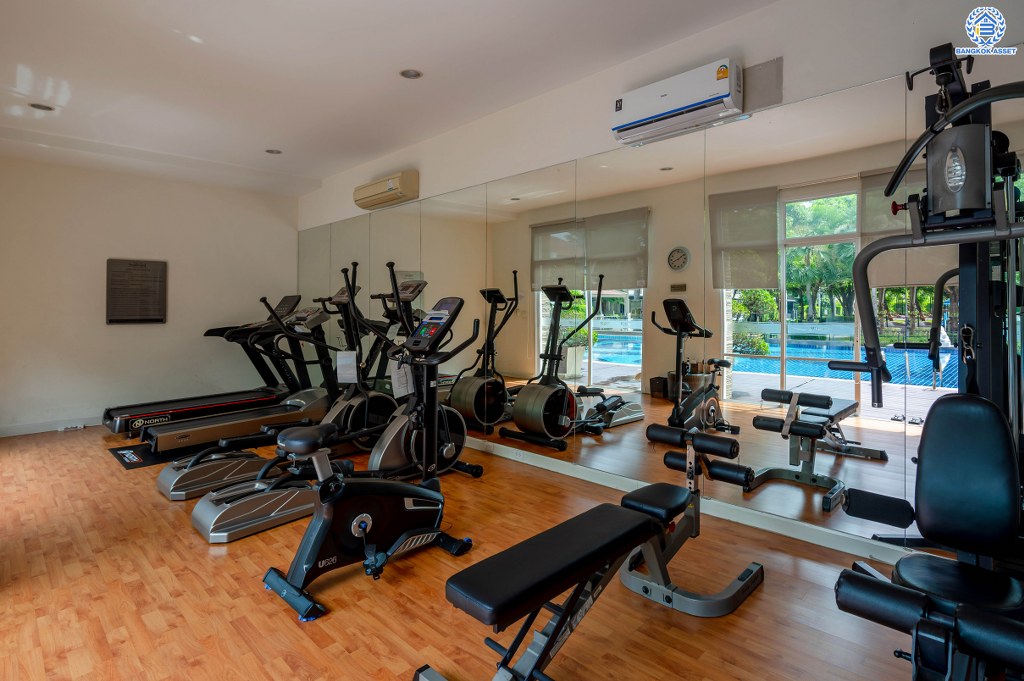 บ้านมือสองตกแต่งใหม่ ดีไซน์สุดหรู โครงการ บางกอก บูเลอวาร์ด ราชพฤกษ์-พระราม5-2 หลังมุม เนื้อที่ 56.8 ตร.ว. บนสังคมคุณภาพ SC Asset* รองรับครอบครัวใหญ่ด้วยฟังก์ชันจัดเต็ม 3 ห้องนอน 4 ห้องน้ำ (ห้องนอนชั้นบนทุกห้องมีห้องน้ำในตัว) 1 ห้องอเนกประสงค์ 2 ที่จอดรถ บนทำเลติดถนนราชพฤกษ์ ใกล้วงเวียนพระรามห้า รถไฟฟ้าสายสีม่วง "สถานีบางรักใหญ่" และ "สถานีบางพลู"