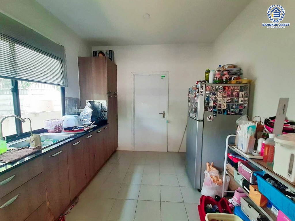 *****บ้านแฝดมือสอง โครงการ คาซ่าวิลล์ บางใหญ่ เนื้อที่ 42.40 ตร.ว. ฟังก์ชัน 3 ห้องนอน 3 ห้องน้ำ 2 ที่จอดรถ โครงการบนทำเลเดินทางสะดวก เชื่อมต่อถนนรัตนาธิเบศร์ ถนนกาญจนาภิเษก(วงแหวนรอบนอก) ถนนชัยพฤกษ์ ใกล้รถไฟฟ้าสายสีม่วง "สถานีคลองบางไผ่" และจุดขึ้นทางด่วน "ศรีรัช"