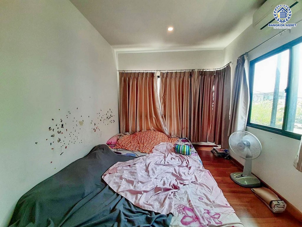 *****บ้านแฝดมือสอง โครงการ คาซ่าวิลล์ บางใหญ่ เนื้อที่ 42.40 ตร.ว. ฟังก์ชัน 3 ห้องนอน 3 ห้องน้ำ 2 ที่จอดรถ โครงการบนทำเลเดินทางสะดวก เชื่อมต่อถนนรัตนาธิเบศร์ ถนนกาญจนาภิเษก(วงแหวนรอบนอก) ถนนชัยพฤกษ์ ใกล้รถไฟฟ้าสายสีม่วง "สถานีคลองบางไผ่" และจุดขึ้นทางด่วน "ศรีรัช"