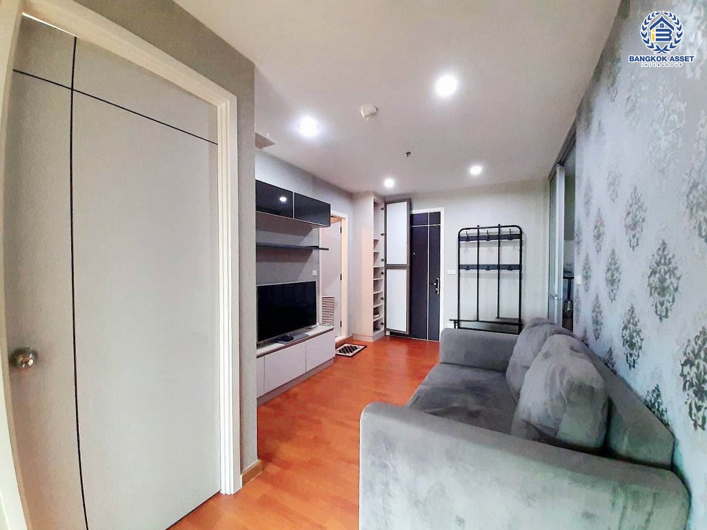 *****คอนโดมิเนียมมือสอง โครงการ เดอะ เพรสซิเดนท์ เพชรเกษม-บางแค เนื้อที่ 42.85 ตร.ว. ฟังก์ชัน 1 ห้องนอน 1 ห้องน้ำ สภาพสวย เจ้าของเดินดูแลดี แถมฟรี! เครื่องปรับอากาศ โครงการบนทำเลเดินทางสะดวก ใกล้ทั้งรถไฟฟ้า ทั้ง BTS และ MRT เชื่อมต่อถนนกาญจนาภิเษก ถนนเพชรเกษม ถนนพุทธมณฑลสาย2 ใกล้รถไฟฟ้าสายสีน้ำเงิน "สถานีบางหว้า" และจุดขึ้นทางด่วน "วงแหวนกาญจนาฯ"