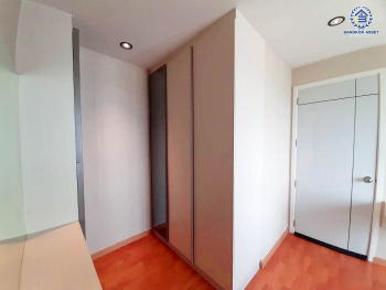 *****คอนโดมิเนียมมือสอง โครงการ เดอะ เพรสซิเดนท์ เพชรเกษม-บางแค เนื้อที่ 42.85 ตร.ว. ฟังก์ชัน 1 ห้องนอน 1 ห้องน้ำ สภาพสวย เจ้าของเดินดูแลดี แถมฟรี! เครื่องปรับอากาศ โครงการบนทำเลเดินทางสะดวก ใกล้ทั้งรถไฟฟ้า ทั้ง BTS และ MRT เชื่อมต่อถนนกาญจนาภิเษก ถนนเพชรเกษม ถนนพุทธมณฑลสาย2 ใกล้รถไฟฟ้าสายสีน้ำเงิน "สถานีบางหว้า" และจุดขึ้นทางด่วน "วงแหวนกาญจนาฯ"