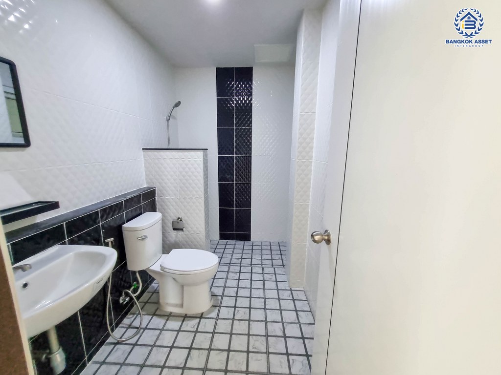 *****บ้านแฝดมือสอง โครงการ เติมรัก3 บ้านกล้วย-ไทรน้อย เนื้อที่ 45 ตร.ว. ฟังก์ชัน 3 ห้องนอน 2 ห้องน้ำ 2 ที่จอดรถ บ้านรีโนเวทใหม่พร้อมเข้าอยู่ ทำเลดี เชื่อมต่อถนนบ้านกล้วย-ไทรน้อย ถนนกาญจนาภิเษก ถนนชัยพฤกษ์