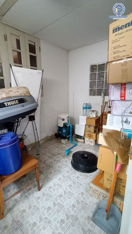 *****บ้านเดี่ยวมือสองติดรถไฟฟ้า! โครงการ ลัดดารมย์ รัตนาธิเบศร์ หลังริม เนื้อที่ 117 ตร.ว. ฟังก์ชัน 3 ห้องนอน 3 ห้องน้ำ 2 ที่จอดรถ บ้านสวย พร้อมเฟอร์ฯ บิ้วท์อินทั้งหลัง ทำเลเดินทางสะดวก เชื่อมต่อถนนงามวงศ์วาน ถนนชัยพฤกษ์ ถนนราชพฤกษ์ ใกล้รถไฟฟ้าสายสีม่วง "สถานีไทรม้า"