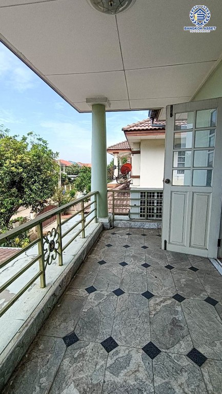 *****บ้านเดี่ยวมือสองติดรถไฟฟ้า! โครงการ ลัดดารมย์ รัตนาธิเบศร์ หลังริม เนื้อที่ 117 ตร.ว. ฟังก์ชัน 3 ห้องนอน 3 ห้องน้ำ 2 ที่จอดรถ บ้านสวย พร้อมเฟอร์ฯ บิ้วท์อินทั้งหลัง ทำเลเดินทางสะดวก เชื่อมต่อถนนงามวงศ์วาน ถนนชัยพฤกษ์ ถนนราชพฤกษ์ ใกล้รถไฟฟ้าสายสีม่วง "สถานีไทรม้า"