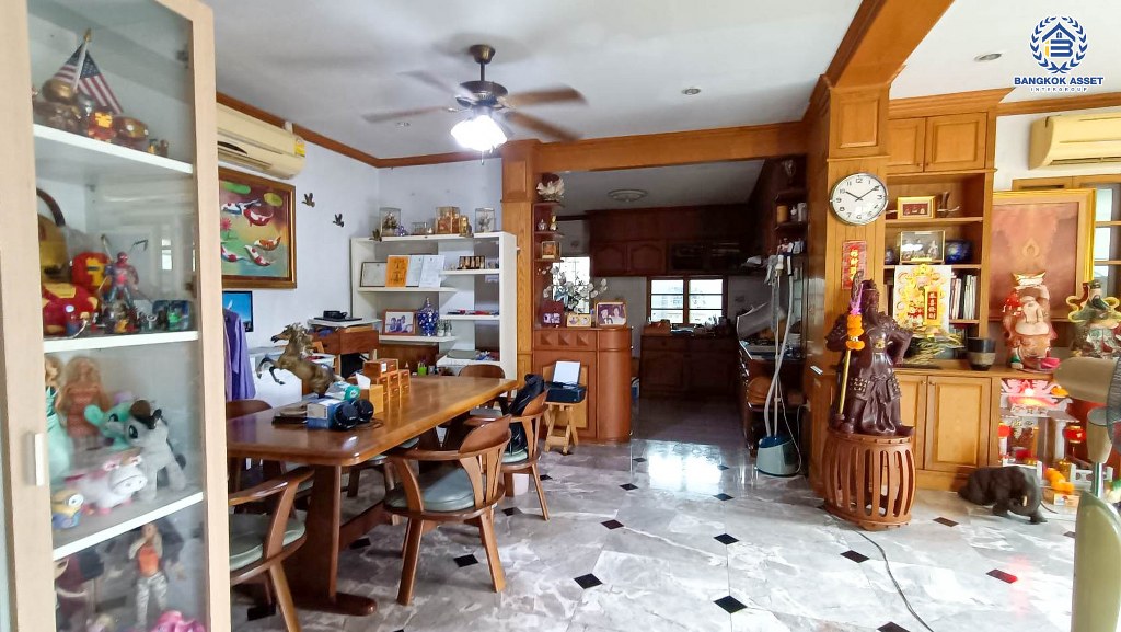 *****บ้านเดี่ยวมือสองติดรถไฟฟ้า! โครงการ ลัดดารมย์ รัตนาธิเบศร์ หลังริม เนื้อที่ 117 ตร.ว. ฟังก์ชัน 3 ห้องนอน 3 ห้องน้ำ 2 ที่จอดรถ บ้านสวย พร้อมเฟอร์ฯ บิ้วท์อินทั้งหลัง ทำเลเดินทางสะดวก เชื่อมต่อถนนงามวงศ์วาน ถนนชัยพฤกษ์ ถนนราชพฤกษ์ ใกล้รถไฟฟ้าสายสีม่วง "สถานีไทรม้า"