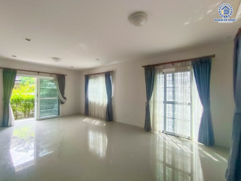 *****บ้านแฝดมือสอง โครงการ เพอร์เฟค พาร์ค ราชพฤกษ์ เนื้อที่ 39 ตร.ว. ฟังก์ชัน 3 ห้องนอน 3 ห้องน้ำ 2 ที่จอดรถ โครงการบนทำเลเดินทางสะดวก เชื่อมต่อถนนราชพฤกษ์ ถนนรัตนาธิเบศร์ ใกล้ Central Westgate และจุดขึ้นทางด่วน "ศรีรัช"