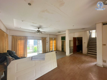 *****บ้านเดี่ยวมือสอง โครงการ กฤษดานคร31 บรมราชชนนี หลังมุม เนื้อที่ 99.90 ตร.ว. ฟังก์ชัน 3 ห้องนอน 3 ห้องน้ำ 2 ที่จอดรถ พร้อมเข้าอยู่ ติดทะเลสาบของโครงการ บนทำเลเดินทางสะดวก เชื่อมต่อถนนพุทธมณฑลสาย2 ถนนเพชรเกษม ใกล้รถไฟสายสีแดง "สถานีตลิ่งชัน" และทางคู่ขนานลอยฟ้าบรมราชชนนี