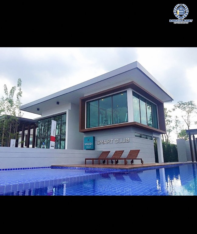 *****บ้านแฝดมือสอง โครงการ โมดิวิลล่า ชัยพฤกษ์ เนื้อที่ 43.60 ตร.ว. ฟังก์ชัน 3 ห้องนอน 3 ห้องน้ำ 2 ที่จอดรถ แถมฟรี! เครื่องปรับอากาศ ใกล้ Community Mall ที่ครบครัน เดินทางสะดวก เชื่อมต่อถนนบางกรวย-ไทรน้อย ถนนราชพฤกษ์ ถนนกาญจนาภิเษก ใกล้รถไฟฟ้าสายสีม่วง "สถานีคลองบางไผ่" และจุดขึ้นทางด่วน "ศรีรัช"