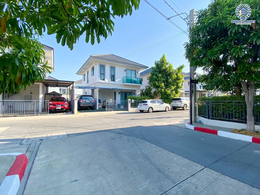 *****บ้านแฝดมือสอง โครงการ โมดิวิลล่า ชัยพฤกษ์ เนื้อที่ 43.60 ตร.ว. ฟังก์ชัน 3 ห้องนอน 3 ห้องน้ำ 2 ที่จอดรถ แถมฟรี! เครื่องปรับอากาศ ใกล้ Community Mall ที่ครบครัน เดินทางสะดวก เชื่อมต่อถนนบางกรวย-ไทรน้อย ถนนราชพฤกษ์ ถนนกาญจนาภิเษก ใกล้รถไฟฟ้าสายสีม่วง "สถานีคลองบางไผ่" และจุดขึ้นทางด่วน "ศรีรัช"