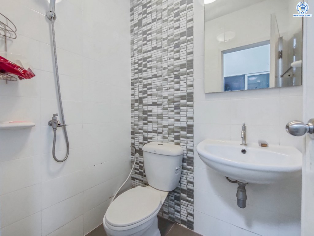 *****ทาวน์เฮ้าส์มือสอง โครงการ กัสโต้ วงแหวน-พระราม5 เนื้อที่ 18.50 ตร.ว. ฟังก์ชัน 3 ห้องนอน 2 ห้องน้ำ 2 ที่จอดรถ ภายในบ้านสวย พร้อมเข้าอยู่ บรรยากาศโครงการดี ทำเลเดินทางง่าย เชื่อมต่อถนนกาญจนาภิเษก ถนนราชพฤกษ์ ถนนนครอินทร์ ใกล้ห้างสรรพสินค้าเซ็นทรัลเวสต์เกต