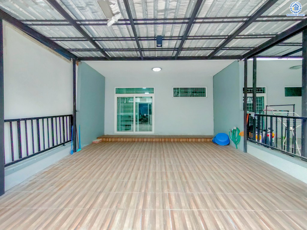 *****ทาวน์เฮ้าส์มือสอง โครงการ กัสโต้ วงแหวน-พระราม5 เนื้อที่ 18.50 ตร.ว. ฟังก์ชัน 3 ห้องนอน 2 ห้องน้ำ 2 ที่จอดรถ ภายในบ้านสวย พร้อมเข้าอยู่ บรรยากาศโครงการดี ทำเลเดินทางง่าย เชื่อมต่อถนนกาญจนาภิเษก ถนนราชพฤกษ์ ถนนนครอินทร์ ใกล้ห้างสรรพสินค้าเซ็นทรัลเวสต์เกต