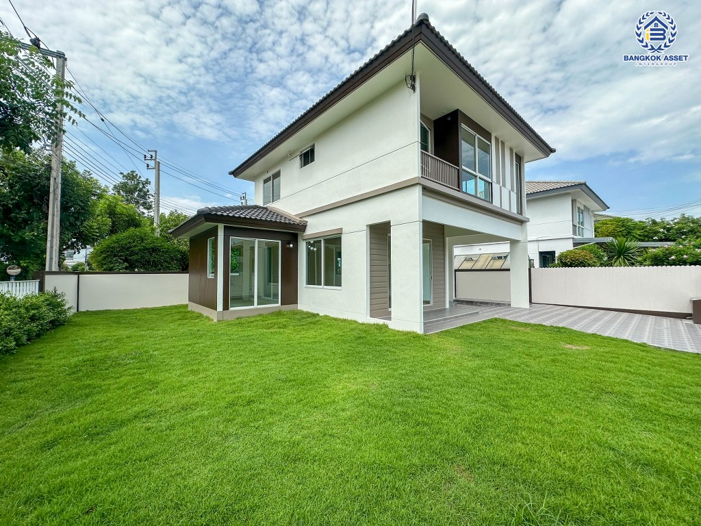 *****บ้านเดี่ยวมือสอง โครงการ พฤกษ์ลดา บางใหญ่2 หลังมุม เนื้อที่ 62.60 ตร.ว. ฟังก์ชัน 4 ห้องนอน 2 ห้องน้ำ 2 ที่จอดรถ บ้านพร้อมเข้าอยู่ ภายในสวย ทำเลเดินทางสะดวก เชื่อมต่อถนนกาญจนาภิเษก ถนนคลองถนน ถนนแก้วอินทร์ ใกล้ห้างสรรพสินค้าเซ็นทรัล เวสต์เกต รถไฟฟ้าสายสีม่วง "สถานีคลองบางไผ่" และจุดขึ้นทางด่วน "กาญจนาภิเษก"