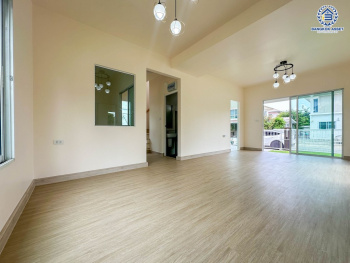 *****บ้านเดี่ยวมือสอง โครงการ พฤกษ์ลดา บางใหญ่2 หลังมุม เนื้อที่ 62.60 ตร.ว. ฟังก์ชัน 4 ห้องนอน 2 ห้องน้ำ 2 ที่จอดรถ บ้านพร้อมเข้าอยู่ ภายในสวย ทำเลเดินทางสะดวก เชื่อมต่อถนนกาญจนาภิเษก ถนนคลองถนน ถนนแก้วอินทร์ ใกล้ห้างสรรพสินค้าเซ็นทรัล เวสต์เกต รถไฟฟ้าสายสีม่วง "สถานีคลองบางไผ่" และจุดขึ้นทางด่วน "กาญจนาภิเษก"