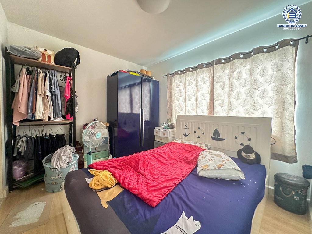 *****ทาวน์เฮ้าส์มือสอง โครงการ อินดี้ ประชาอุทิศ90-2 จากแบรนด์ Land & Houses เนื้อที่ 18.10 ตร.ว. ฟังก์ชัน 2 ห้องนอน 3 ห้องน้ำ 2 ที่จอดรถ ราคาดีมาก พร้อมเข้าอยู่ ทำเลเดินทางสะดวก เชื่อมต่อถนนประชาอุทิศ ถนนวงแหวนรอบนอก-กาญจนาภิเษก ถนนท่าข้าม