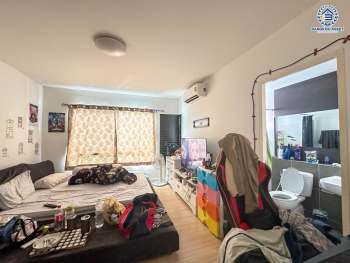 *****ทาวน์เฮ้าส์มือสอง โครงการ อินดี้ ประชาอุทิศ90-2 จากแบรนด์ Land & Houses เนื้อที่ 18.10 ตร.ว. ฟังก์ชัน 2 ห้องนอน 3 ห้องน้ำ 2 ที่จอดรถ ราคาดีมาก พร้อมเข้าอยู่ ทำเลเดินทางสะดวก เชื่อมต่อถนนประชาอุทิศ ถนนวงแหวนรอบนอก-กาญจนาภิเษก ถนนท่าข้าม